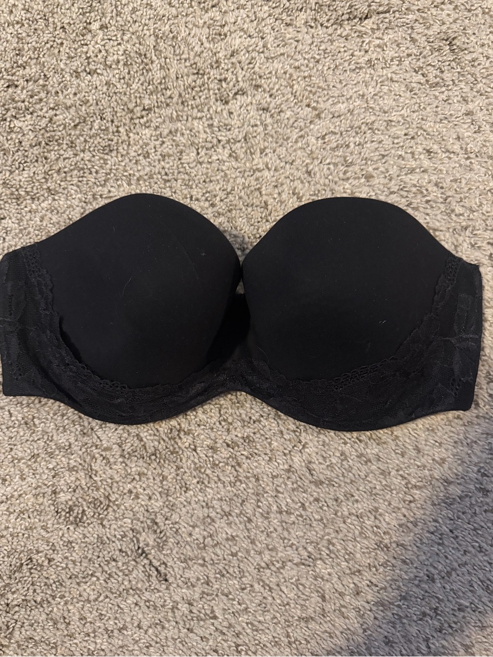 Victoria's Secret Black Strapless Lace Bandeau Bra